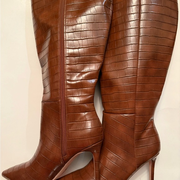 Shoes - Elegant Brown Wide Calf Croc-Embossed Women's Boots